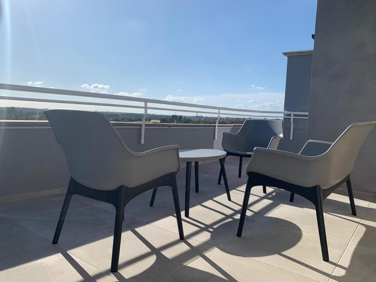 شقة Penthouse Aureliana Attico Con Piscina A Roma المظهر الخارجي الصورة