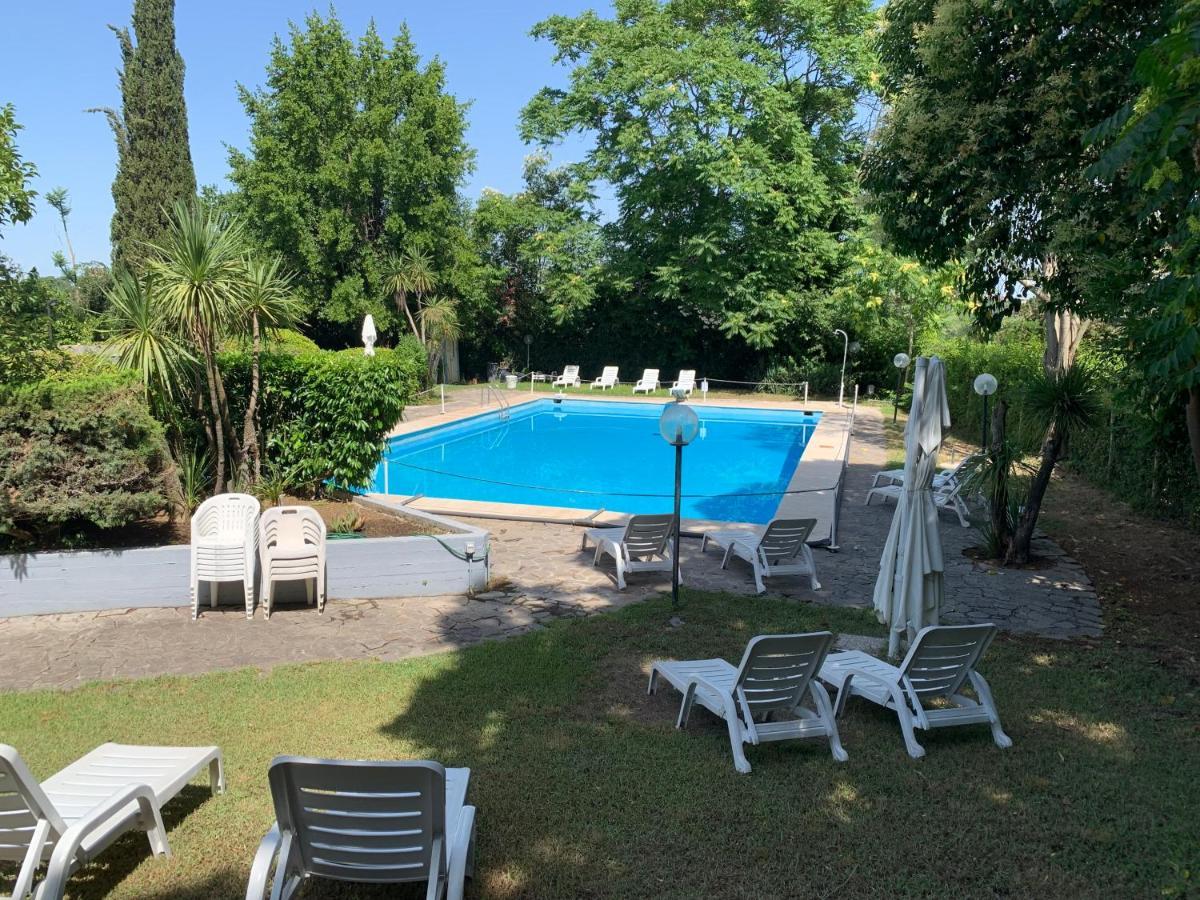 شقة Penthouse Aureliana Attico Con Piscina A Roma المظهر الخارجي الصورة